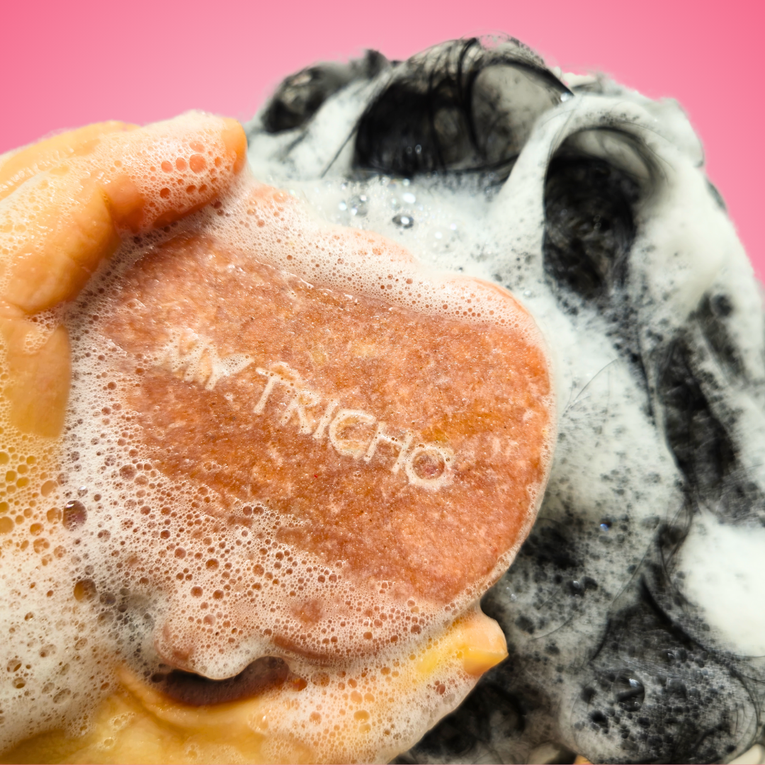 Nourishing Silky Shampoo Bar - A touch of smoothness & gloss.